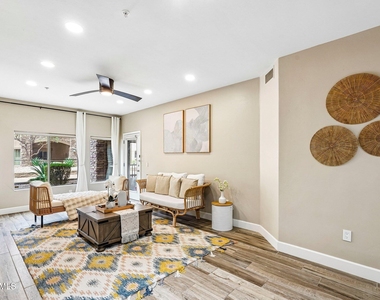 5350 E Deer Valley Drive - Photo Thumbnail 3