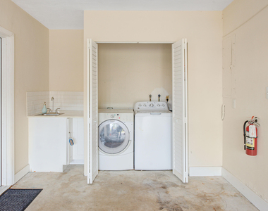 1100 Ne 4th Street - Photo Thumbnail 40