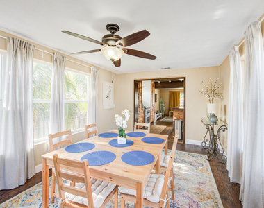 1100 Ne 4th Street - Photo Thumbnail 20