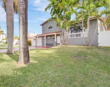 1100 Ne 4th Street - Photo Thumbnail 44