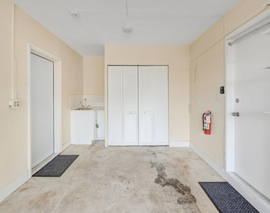 1100 Ne 4th Street - Photo Thumbnail 38