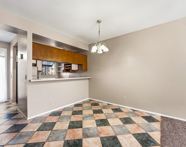 7101 W Beardsley Road - Photo Thumbnail 4