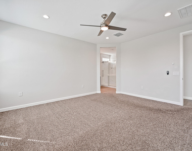 2111 E Questa Drive - Photo Thumbnail 14