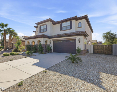 3137 E Fandango Drive - Photo Thumbnail 1