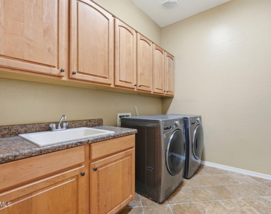 3137 E Fandango Drive - Photo Thumbnail 49