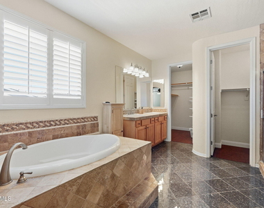 3137 E Fandango Drive - Photo Thumbnail 45