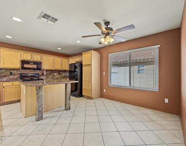 22255 N Bishop Drive - Photo Thumbnail 7
