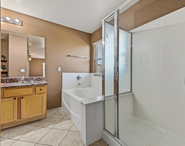 22255 N Bishop Drive - Photo Thumbnail 14