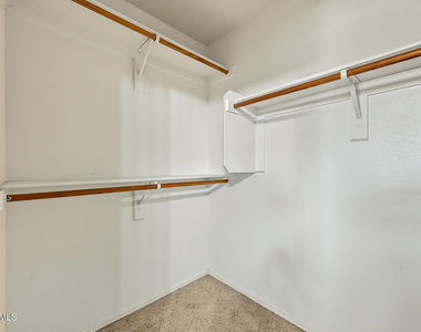 22255 N Bishop Drive - Photo Thumbnail 16