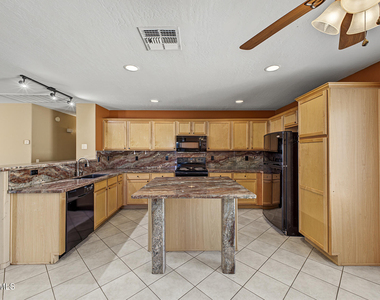22255 N Bishop Drive - Photo Thumbnail 8
