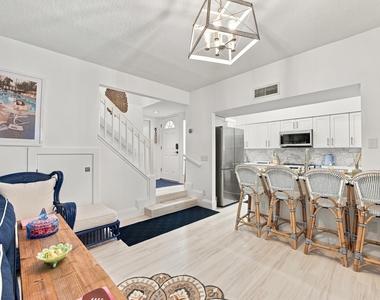 3107 Fairway Drive N - Photo Thumbnail 16