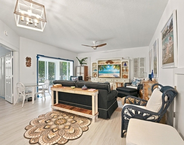 3107 Fairway Drive N - Photo Thumbnail 7
