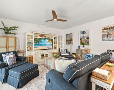 3107 Fairway Drive N - Photo Thumbnail 4
