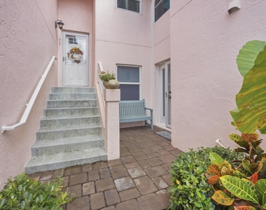 3107 Fairway Drive N - Photo Thumbnail 36