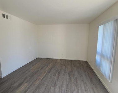 11350 W Tennessee Avenue - Photo Thumbnail 4