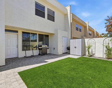 2929 N 39th Street - Photo Thumbnail 25
