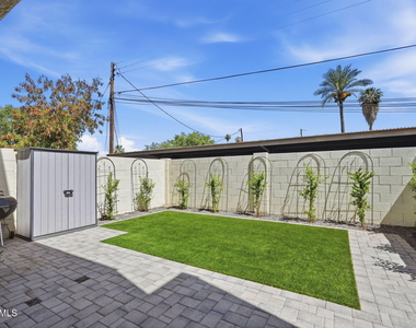 2929 N 39th Street - Photo Thumbnail 24