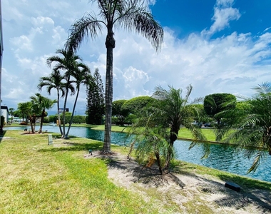 300 Waterway Drive S - Photo Thumbnail 19