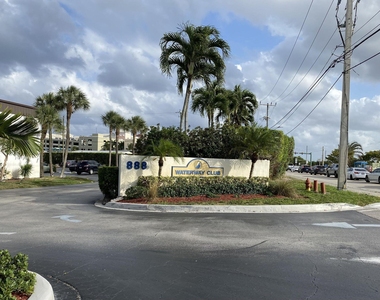 300 Waterway Drive S - Photo Thumbnail 21