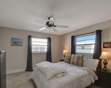 716 Sw 18th Street - Photo Thumbnail 50