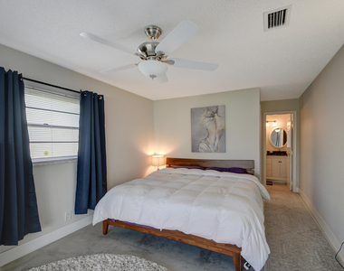 716 Sw 18th Street - Photo Thumbnail 59