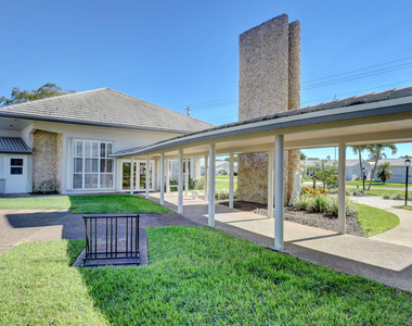 716 Sw 18th Street - Photo Thumbnail 16