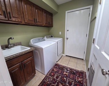 5425 E Via Los Caballos -- - Photo Thumbnail 30