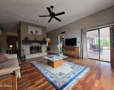 5425 E Via Los Caballos -- - Photo Thumbnail 11