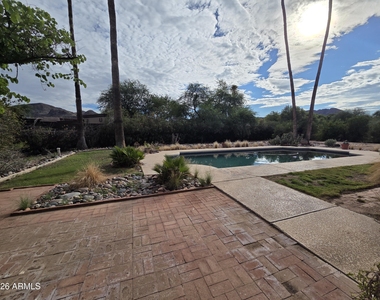 5425 E Via Los Caballos -- - Photo Thumbnail 1