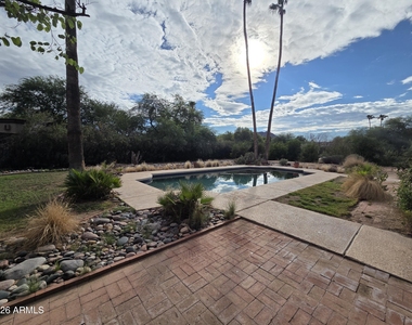 5425 E Via Los Caballos -- - Photo Thumbnail 32