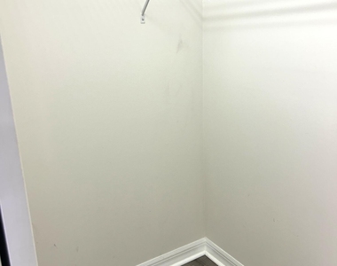 2770 Se Stonebriar Way - Photo Thumbnail 19