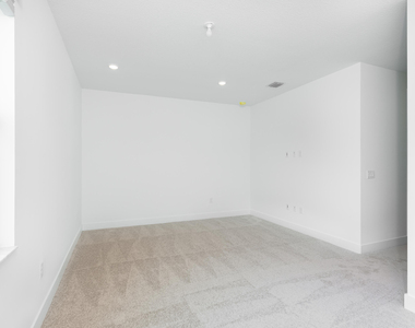 1185 Carillon Street - Photo Thumbnail 17