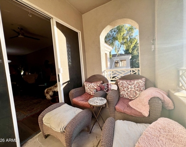 3800 S Cantabria Circle - Photo Thumbnail 12