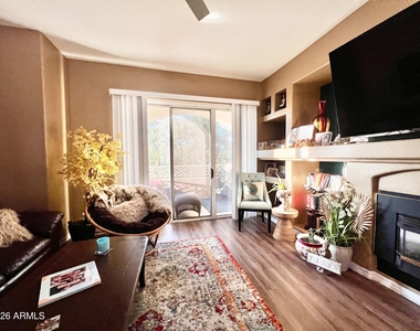 3800 S Cantabria Circle - Photo Thumbnail 15