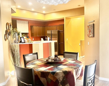 3800 S Cantabria Circle - Photo Thumbnail 19