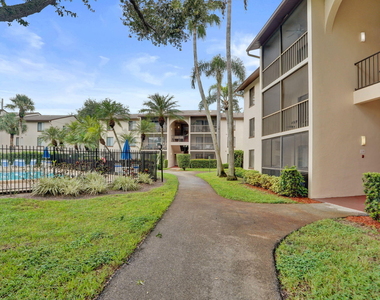 203 Foxtail Drive - Photo Thumbnail 29