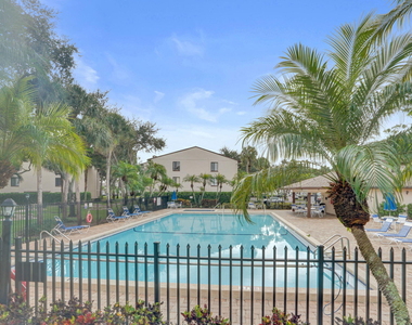 203 Foxtail Drive - Photo Thumbnail 25