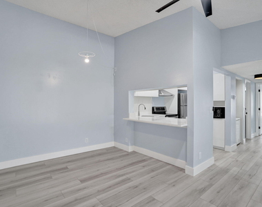 203 Foxtail Drive - Photo Thumbnail 3