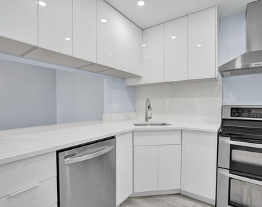 203 Foxtail Drive - Photo Thumbnail 4