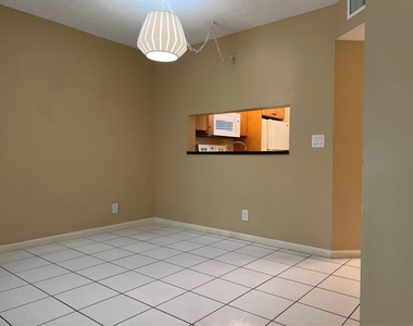 8820 Royal Palm Boulevard - Photo Thumbnail 3