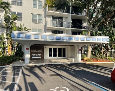 1800 N Andrews Avenue - Photo Thumbnail 32