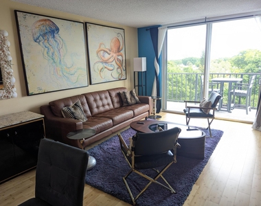 1800 N Andrews Avenue - Photo Thumbnail 1