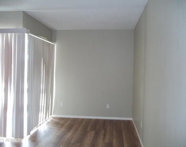 4727 E Lafayette Boulevard - Photo Thumbnail 3