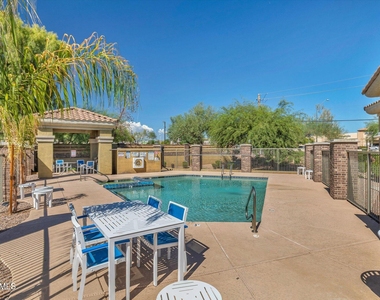 18250 N Cave Creek Road - Photo Thumbnail 30