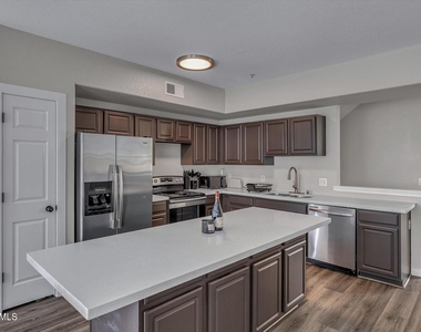 18250 N Cave Creek Road - Photo Thumbnail 7