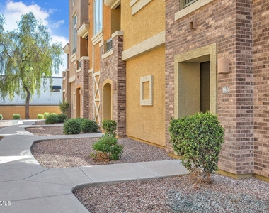 18250 N Cave Creek Road - Photo Thumbnail 2
