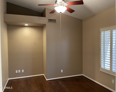 18976 N 92nd Way - Photo Thumbnail 14