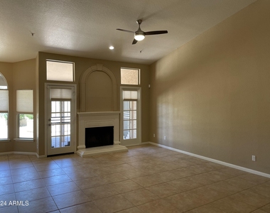 18976 N 92nd Way - Photo Thumbnail 8