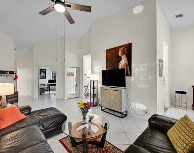 5390 Venetia Court - Photo Thumbnail 14
