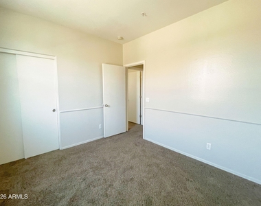 1417 N 80th Lane - Photo Thumbnail 12